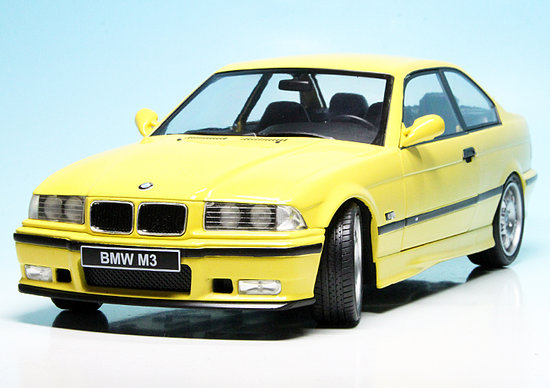 BMW E36 Coupé M3 yellow